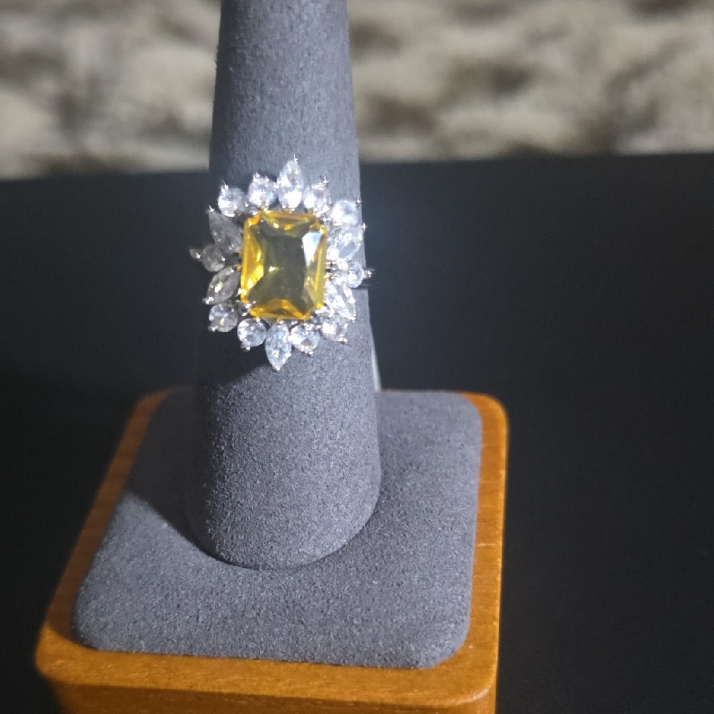 ALLURE Yellow and Silver Gemstone Ring